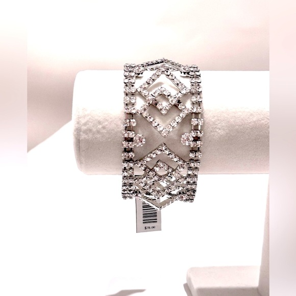 🌟 LAST ONE! 🌟 | CACHE Fancy Silver Wide CZ Delicate Party Bracelet | NWT $78 - Picture 10 of 16